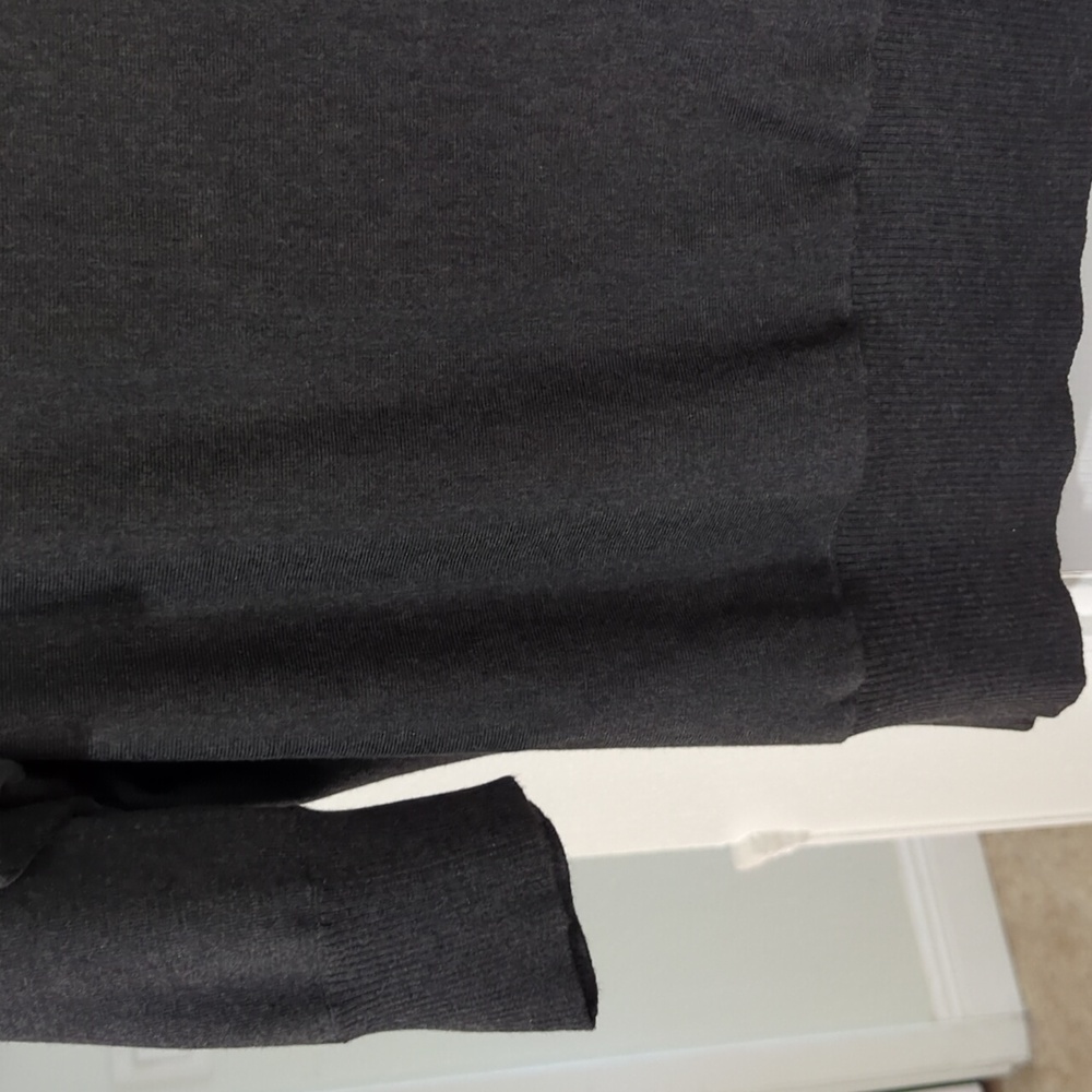 NWT CABLE & GAUGE RHINESTONE SHOULDER, 3/4 SLEEVE SIZE 1X DARK GRAY SWEATER - Picture 3 of 7